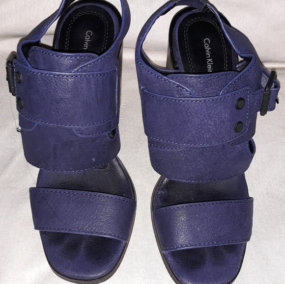 Calvin Klein Bellany heeled Sandal - Picture 6 of 7